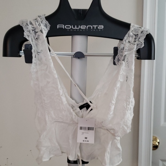 Forever 21 Cropped Woven Top - Picture 2 of 5